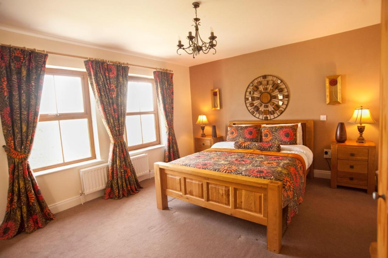 Knockalla Luxury Property With Hot Tub Suitable For Families Portadown Eksteriør billede