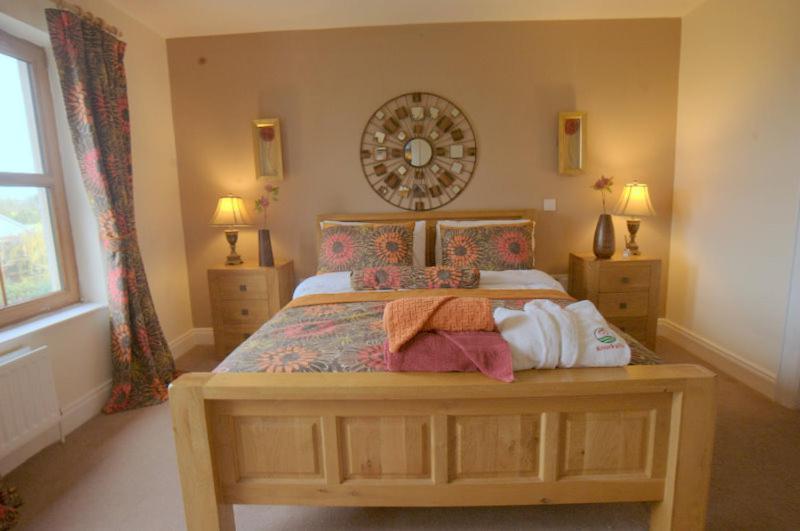 Knockalla Luxury Property With Hot Tub Suitable For Families Portadown Eksteriør billede