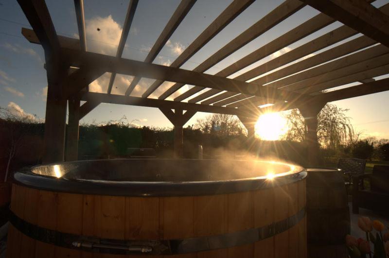 Knockalla Luxury Property With Hot Tub Suitable For Families Portadown Eksteriør billede