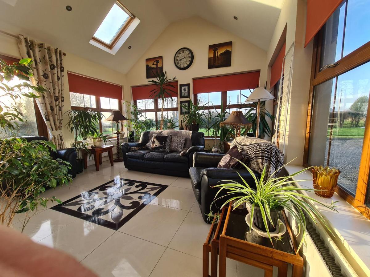 Knockalla Luxury Property With Hot Tub Suitable For Families Portadown Eksteriør billede