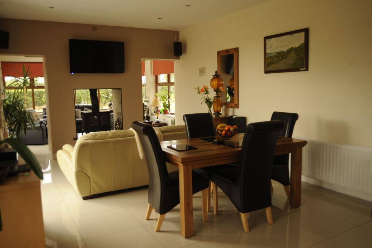 Knockalla Luxury Property With Hot Tub Suitable For Families Portadown Eksteriør billede